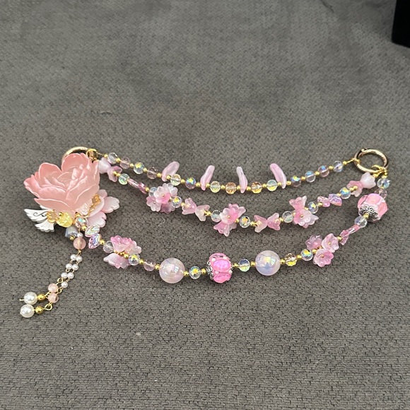 Pink and Gold Beaded purse charm hanging with Floral Accents NWOT - Picture 1 of 3